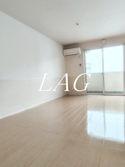 【居間・リビング】 | ロイヤルローズ | 洋室のお部屋です。