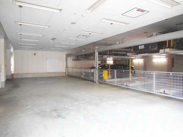 アイ・タワーの駐車場|駐車場あります