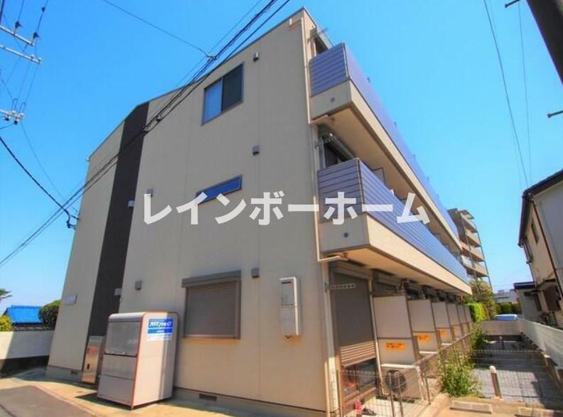 フラット柏の外観|おしゃれな外観です