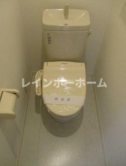 フラット柏のトイレ|落ち着いたトイレです