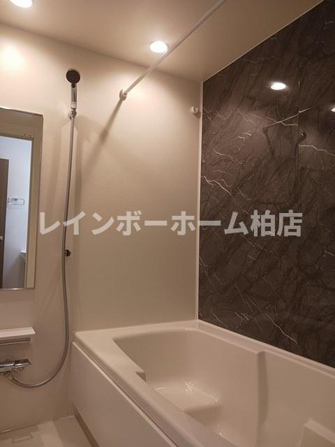 【仲介手数料：50％OFF】対象物件！の浴室