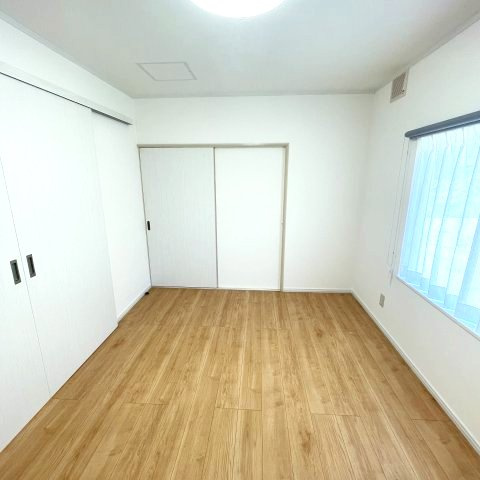 登別市中央町5丁目10-5戸建の居間・リビング