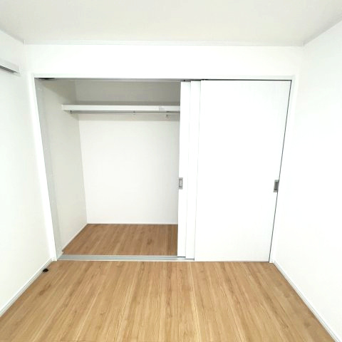 登別市中央町5丁目10-5戸建の収納