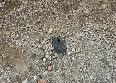 【設備】 | 暁町新築戸建 | 敷地内には、散水栓や立水栓があります。水道水を直接利用できるため、水を運ぶ手間を省くことが出来ます。大量の水を必要とする洗車作業や清掃などに役立ちます。その他設備とあわせて、現地でご確認ください。