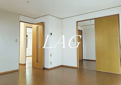 【居間・リビング】 | グランドパレス | 洋室のお部屋です。