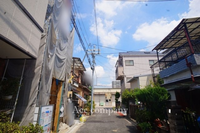【内観：施工例】 | 東住吉区住道矢田6丁目 | 【同社による同仕様の施工例】玄関人感センサー照明付き☆TVモニターホン完備です☆