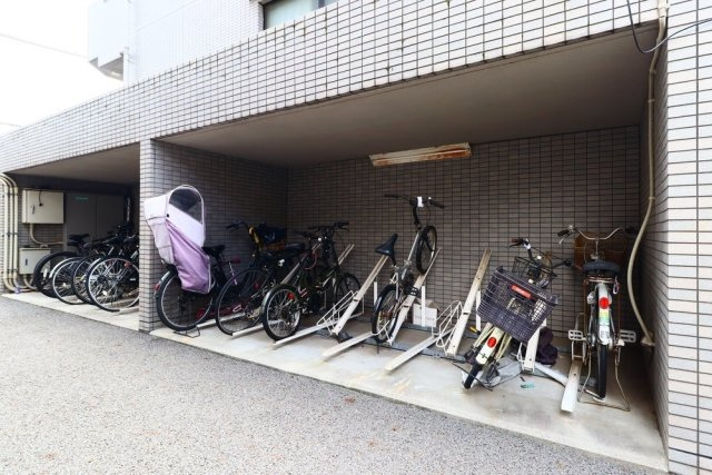 ルーブル新宿西落合伍番館のその他共用部分|駐輪場