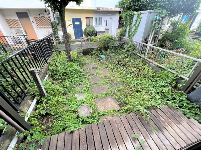 西東京市保谷町４丁目の一戸建ての庭|水道蛇口有り