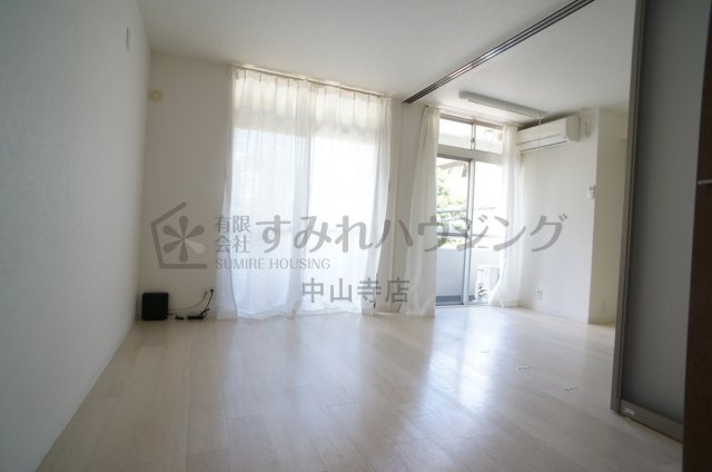 ユースクエアプラス雲雀丘花屋敷のその他