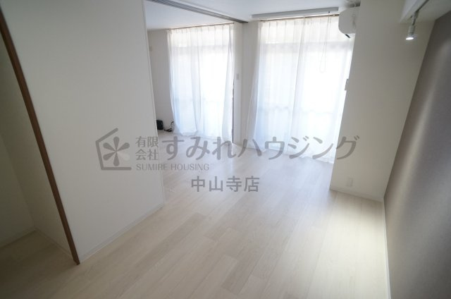 ユースクエアプラス雲雀丘花屋敷のその他