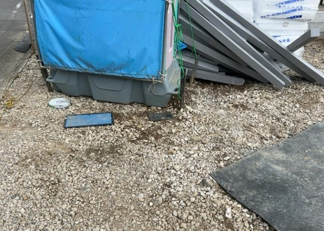 【設備】 | 暁町新築戸建 | 敷地内には、散水栓や立水栓があります。水道水を直接利用できるため、水を運ぶ手間を省くことが出来ます。大量の水を必要とする洗車作業や清掃などに役立ちます。その他設備とあわせて、現地でご確認ください。