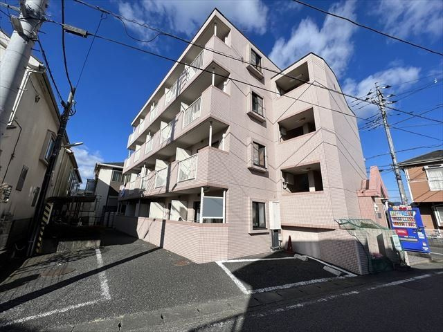 J&Bマンションの外観