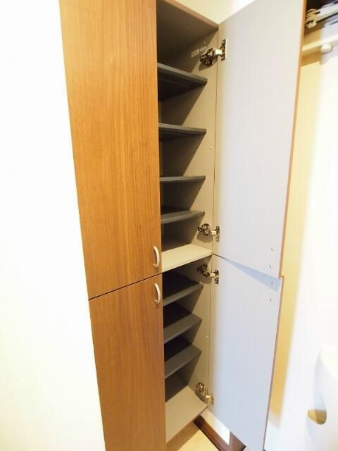 ＡＰＴ３８の玄関