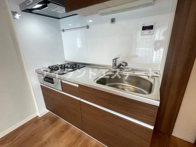 ニュービラ三軒茶屋　駅近　リノベーション　エアコン全室のキッチン