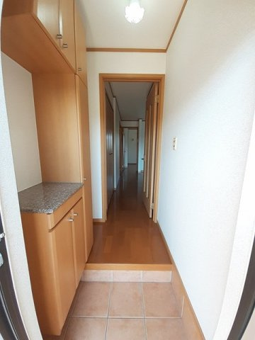 ヴィラージュⅣの玄関