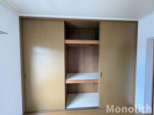 鶴山台15号棟の収納