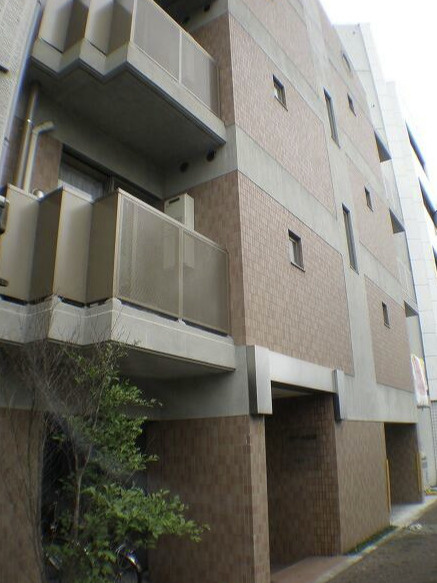 グルワール代田橋の外観