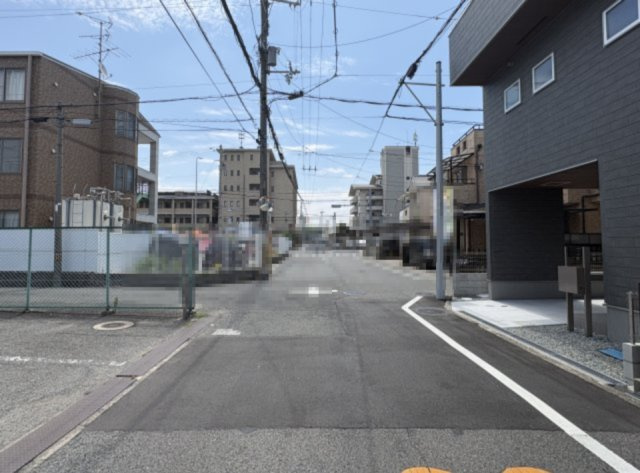 泉大津市池浦町4丁目新築戸建の前面道路含む現地写真