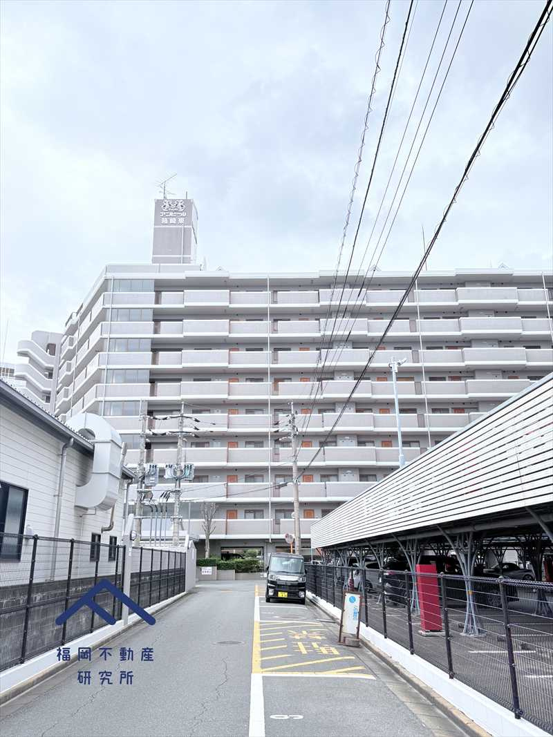 アンピール箱崎東の外観