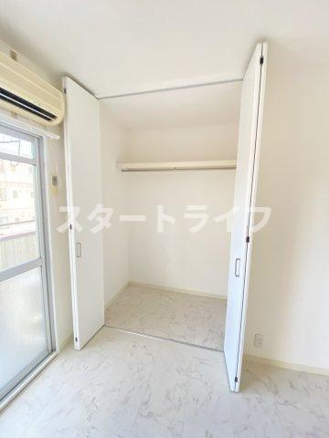 大阪市淀川区十三元今里１丁目の賃貸マンションの収納
