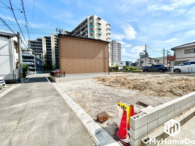 守山区西島町の前面道路含む現地写真