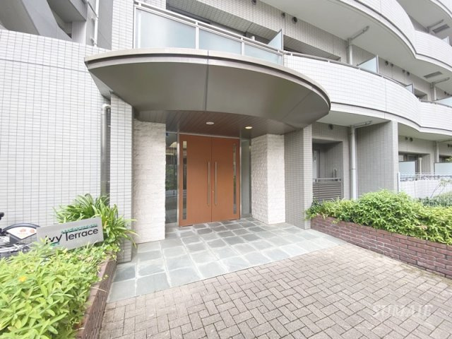 アイビーテラスのエントランス|エントランスです☆