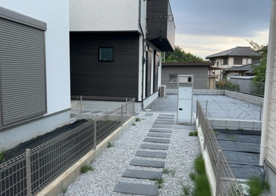 【構造・工法・仕様】 | 川口町新築戸建 | 耐震構造を採用した木造2階建ての新築住宅です。設計住宅性能評価書・建設住宅性能評価書を取得予定の安心仕様。長期優良住宅やフラット35Sにも適合した高気密・高断熱で省エネ性能に優れた構造となっています。