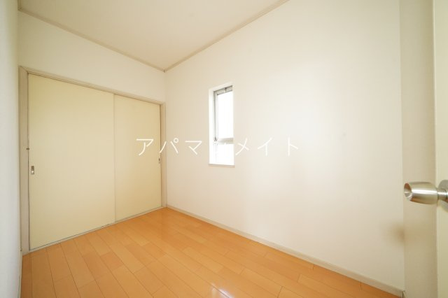 【トイレ】 | 矢部町貸家 | 清潔感のあるトイレです
