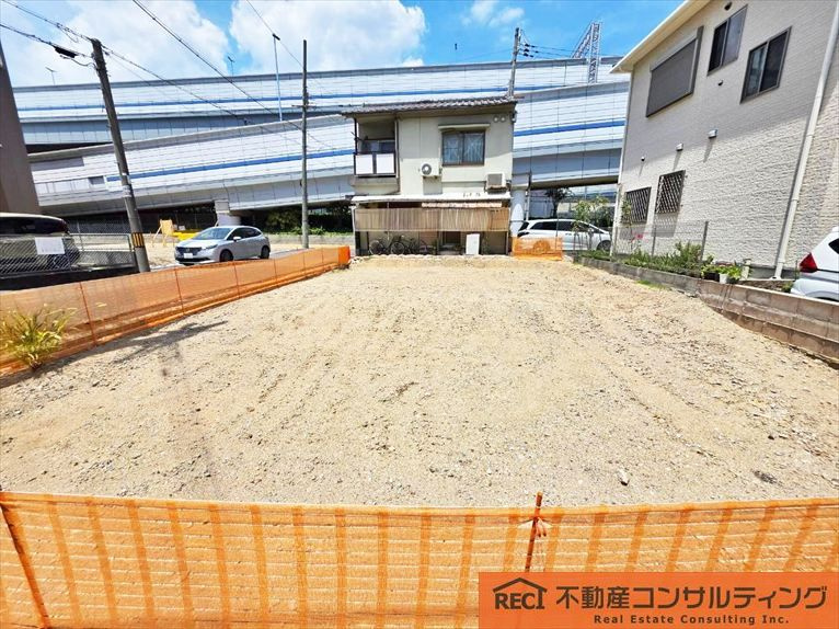 神戸市東灘区魚崎南町4丁目　新築戸建　1号棟の駐車場