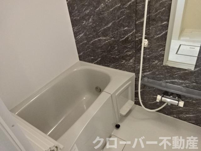 アルファ・スターの浴室|バス