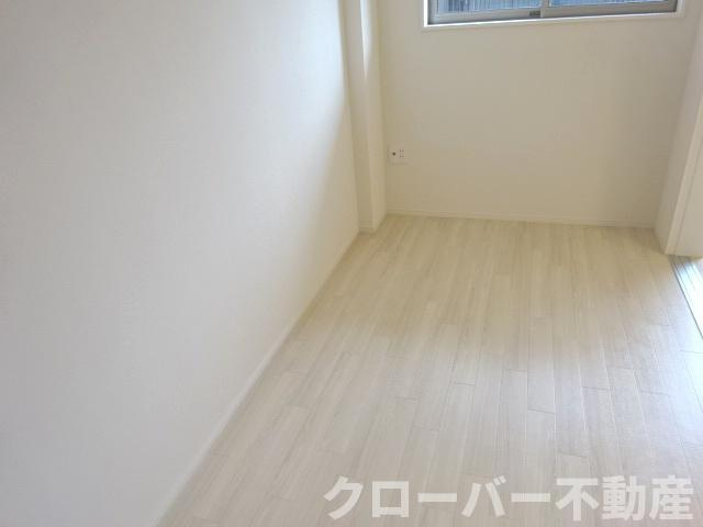 アルファ・スターの内装|洋室