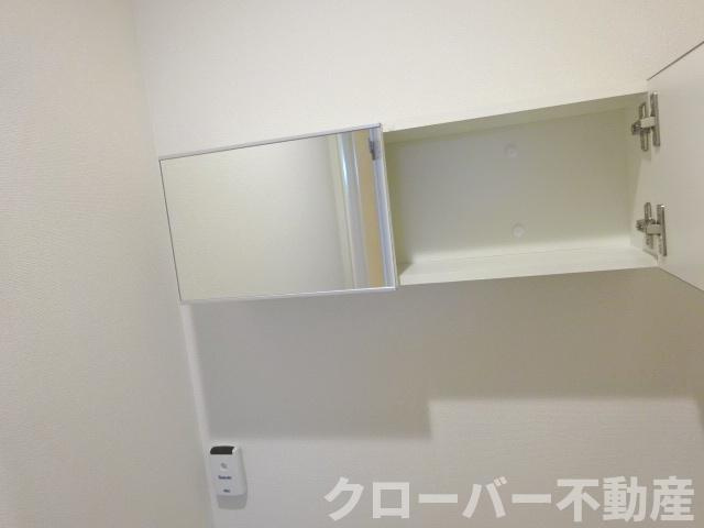 アルファ・スターの収納|トイレ収納棚