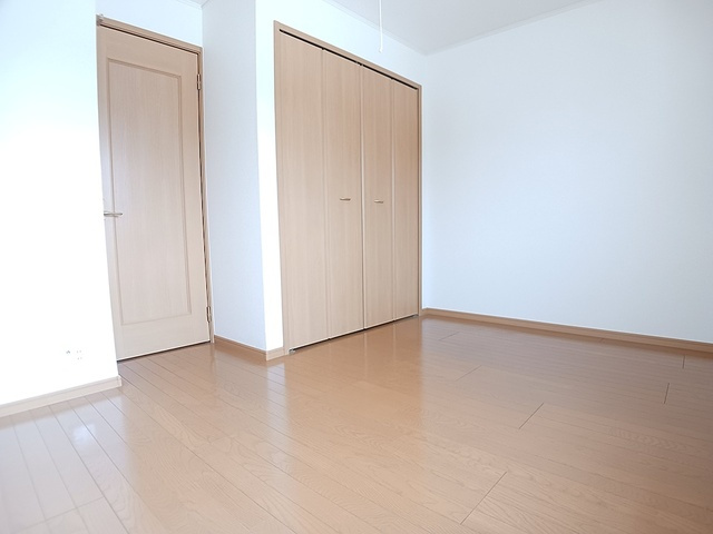 ブリーゼの洋室