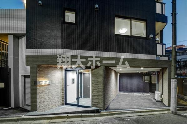 クオリタス護国寺のエントランス