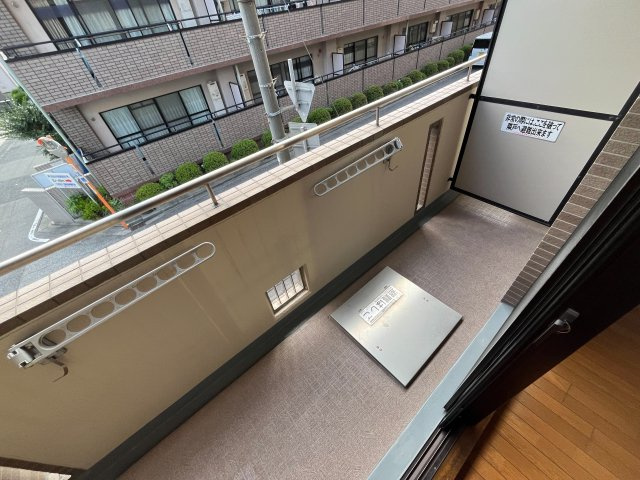 マインズ芦屋のバルコニー