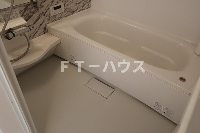 サントミーの浴室|バス