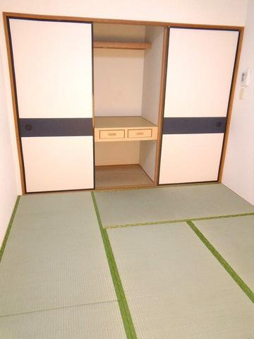千葉市若葉区桜木北１丁目の賃貸マンションの和室
