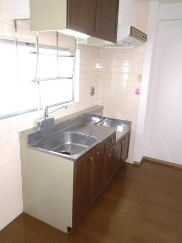 千葉市若葉区桜木北１丁目の賃貸マンションのキッチン