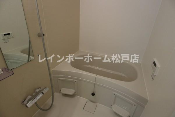 REGALEST北小金の浴室
