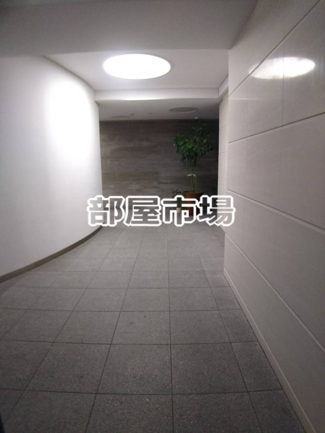 リヴィエールKIWAのロビー