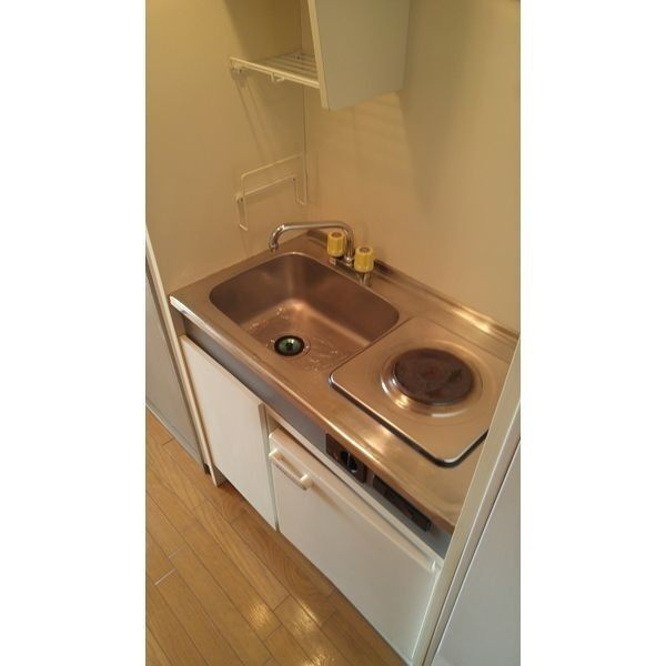 エステムコート芦屋西のキッチン