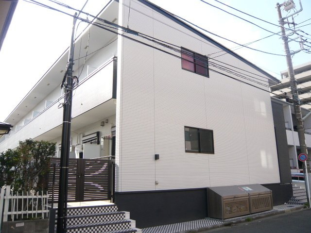 Ｅプラス３の外観