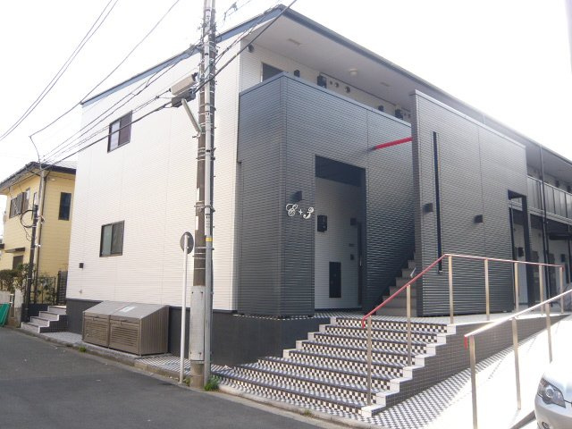 Ｅプラス３