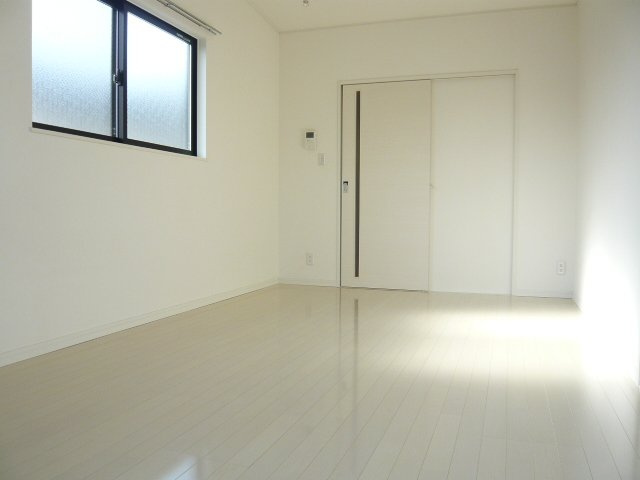Ｅプラス３の居間・リビング