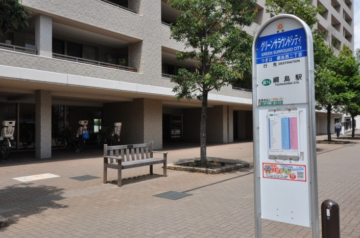 Ｅプラス３の周辺
