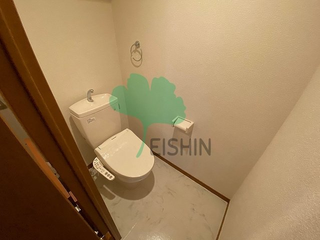 クリムゾン博多2のトイレ|清潔感のあるトイレです。