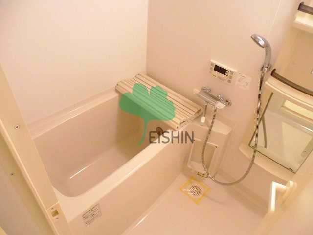 アソシアグロッツォタイムズスイート博多の浴室|清潔感のある浴室です！