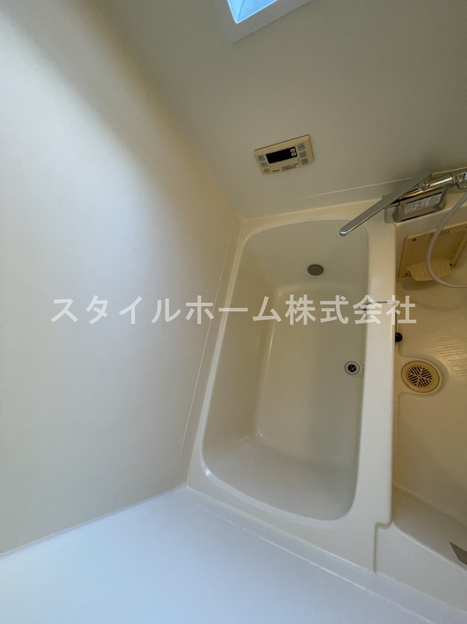 ラ・ポルトKの浴室|別部屋写真です。