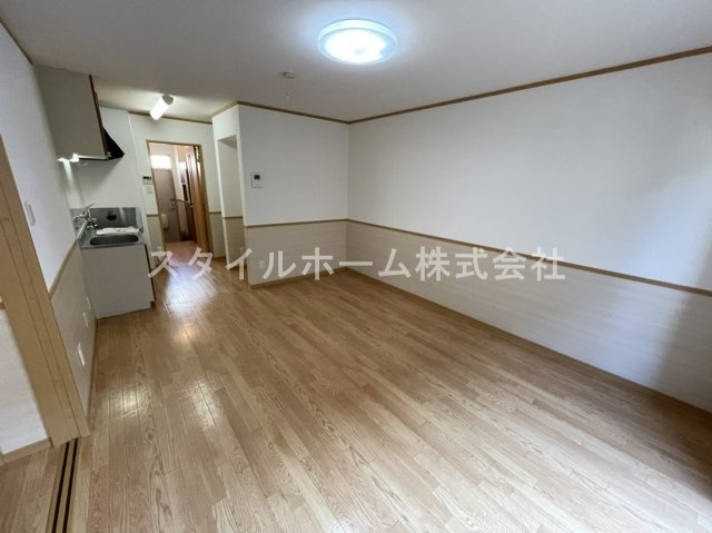 ラ・ポルトKの内装|別部屋写真です。