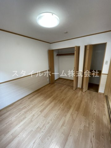 ラ・ポルトKの内装|別部屋写真です。